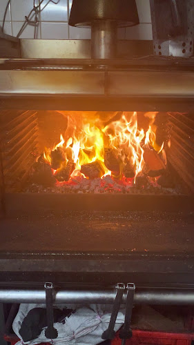 Debutant - Hospitality and gastronomy