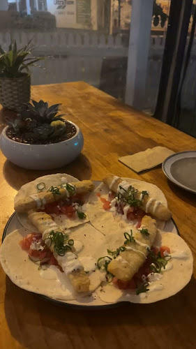 Opinii despre The Yard Cafe & Bar în Maroochydore - Hospitality and gastronomy