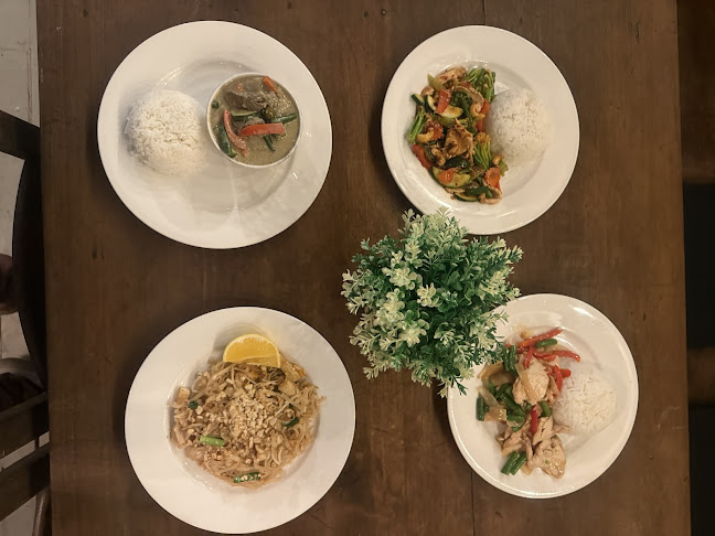 @81 Coffee & Thai Restaurant - Nanango