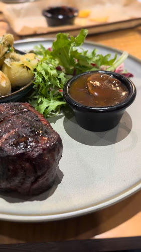 Opinii despre The Grovedale Hotel în Grovedale - Hospitality and gastronomy