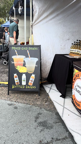 Opinii despre Kawana Waters Farmers Markets în Birtinya - Hospitality and gastronomy