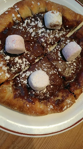 Opinii despre Sandy Bay Beach Wood fired Pizza în Sandy Bay - Hospitality and gastronomy