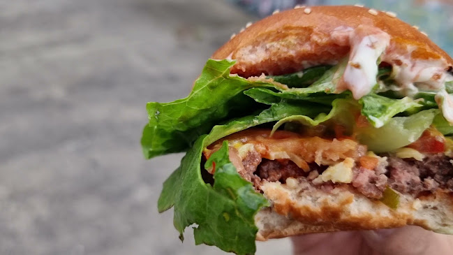 Huxtaburger Collingwood - Collingwood