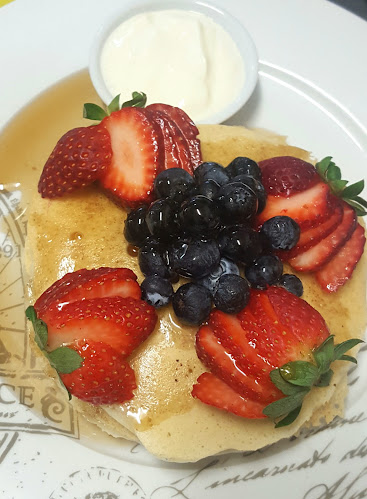 Comentarii opinii despre The Little French Cafe