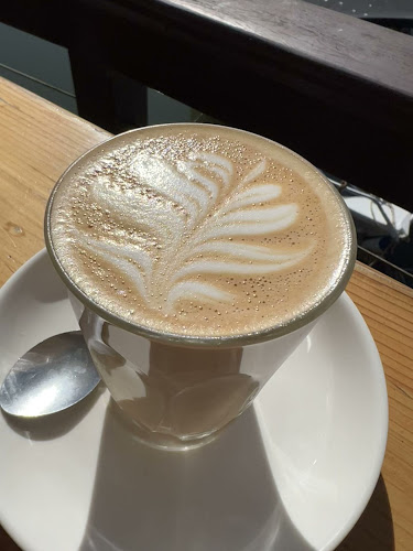 9 Dangar Rd, Brooklyn NSW 2083