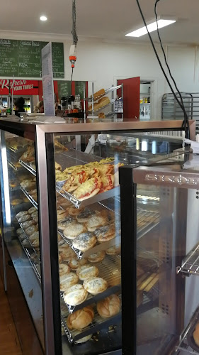 Opinii despre Bakers Hill Pie Shop în Perth - Hospitality and gastronomy