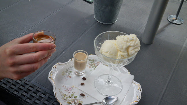 Opinii despre Utopia @ Waterfall Gully în Adelaide - Hospitality and gastronomy