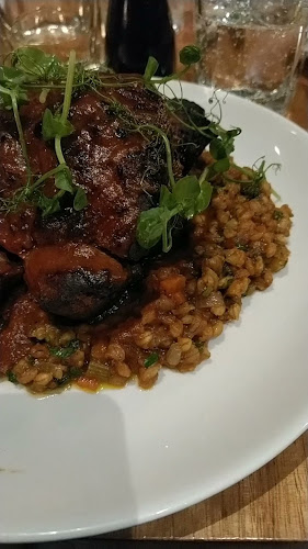 St. Albi Bar & Eatery - Moonah