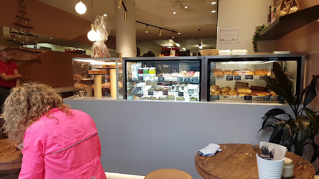 Opinii despre Hills Cafe & Bakery în Darlinghurst - Hospitality and gastronomy