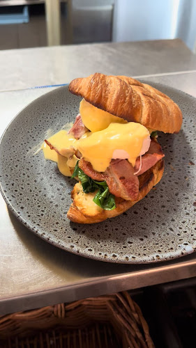 Dukes Cafe + Eatery - Hospitality and gastronomy