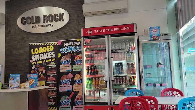 Opinii despre Cold Rock Ice Creamery Glenelg în Glenelg - Hospitality and gastronomy