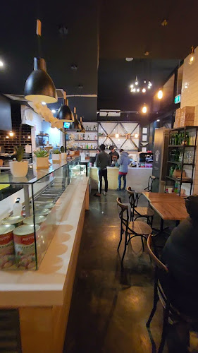 Opinii despre Pizza Industri în Point Cook - Hospitality and gastronomy