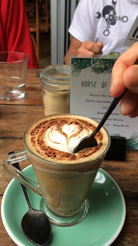 Opinii despre House of Hubert în Tugun - Hospitality and gastronomy