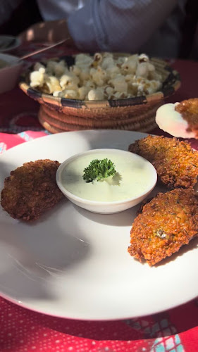 Opinii despre Mu'ooz în West End - Hospitality and gastronomy