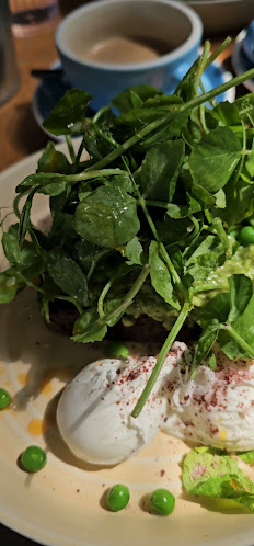 Comentarii opinii despre Peter Rabbit Cafe