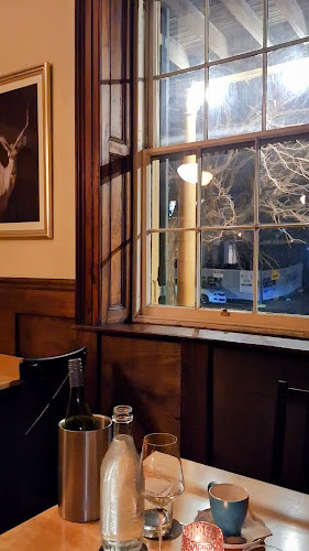 Opinii despre Duke's Restaurant & Bar în East Maitland - Hospitality and gastronomy