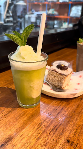 Bellissimo Coffee Coorparoo - Hospitality and gastronomy