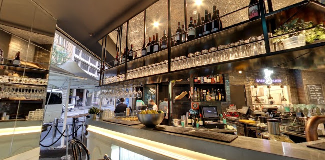 White Rabbit Sydney CBD - Hospitality and gastronomy