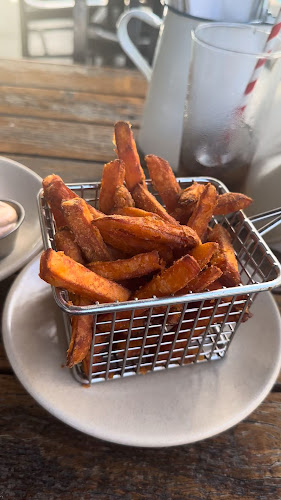 Opinii despre Burger Urge (Palmerston) în Palmerston City - Hospitality and gastronomy