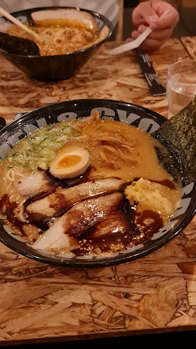 Opinii despre Muso Japanese Ramen and Gyoza Bar Mermaid Beach în Mermaid Beach - Hospitality and gastronomy