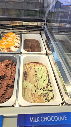 Opinii despre The Marina Ice Creamery în Nelson Bay - Hospitality and gastronomy