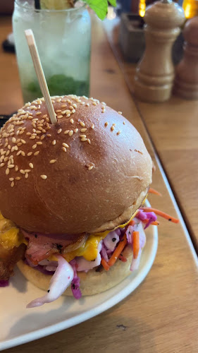 Opinii despre The Lucky Squire în Broadbeach - Hospitality and gastronomy