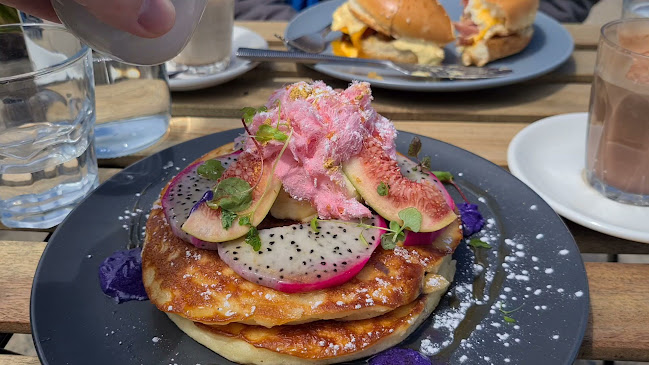 Opinii despre Wildflour Artisan Bakery & Cafe în Fyshwick - Hospitality and gastronomy