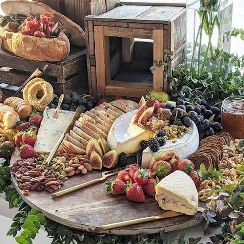 Plaza Deli - Hospitality and gastronomy