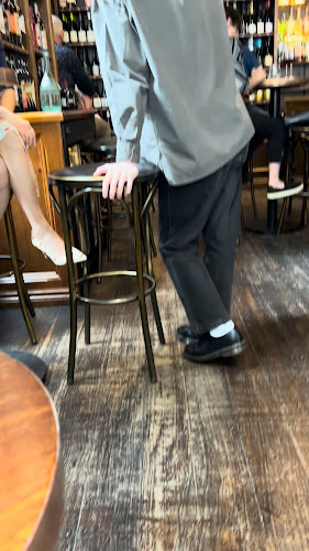 Bijou Bottle Store - Hospitality and gastronomy