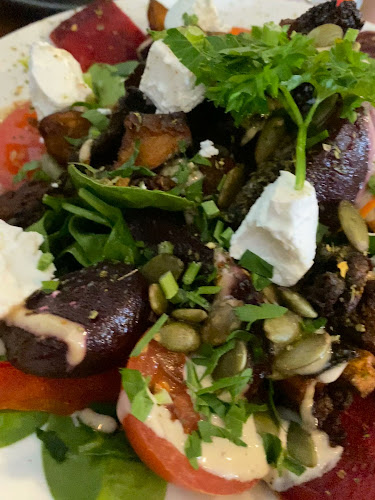 Unit 5/3 Mawson Cl, Caves Beach NSW 2281