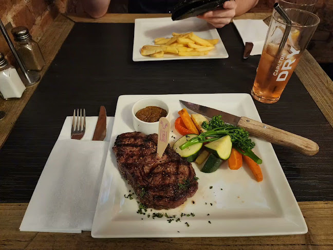 Opinii despre Black Bull Hotel în Adelaide - Hospitality and gastronomy