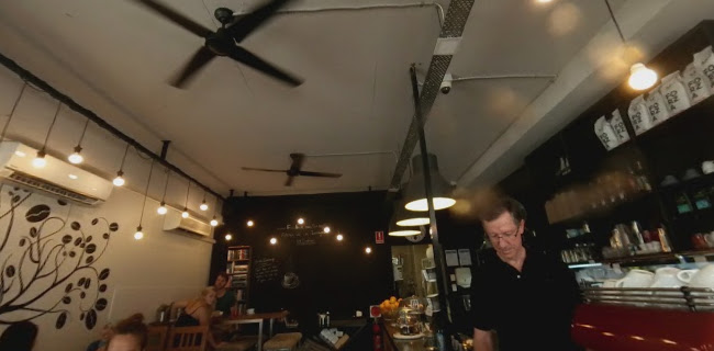 1/40-42 Hanlan St, Surfers Paradise QLD 4217