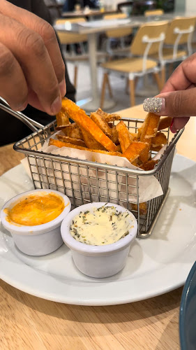 Toscanini's Cafe & European Restaurant & Gelato Bar