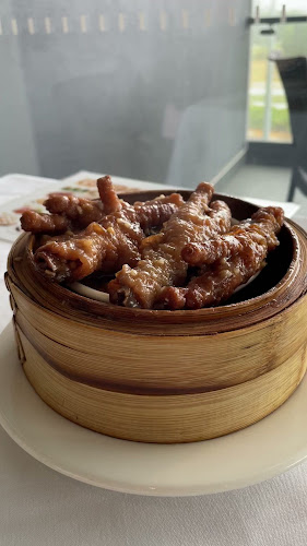 Sundale, level 1/2 Como Cres, Southport QLD 4215