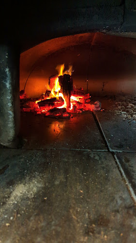 Tredici Woodfired Pizza Bar & Restaurant Caloundra - Hospitality and gastronomy