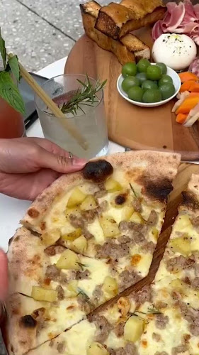 Opinii despre Pool Club în Sydney - Hospitality and gastronomy