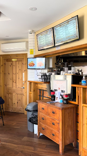 SALTY DOG SEAFOOD AND GRILL - Port Adelaide