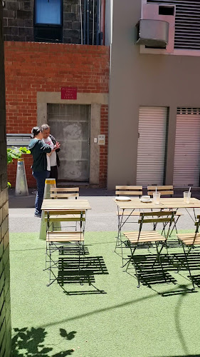 Opinii despre Blue Doors Coffee Melbourne în Melbourne - Hospitality and gastronomy