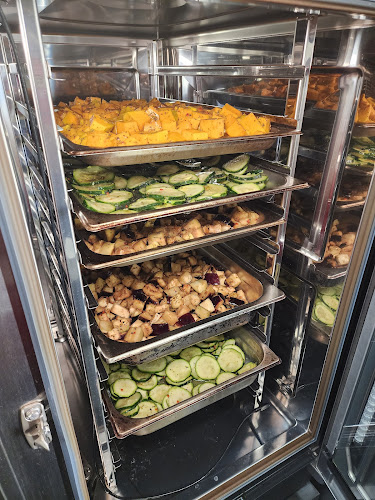 Opinii despre Roza’s Kitchen - Pizza, Burgers, Pasta în Southbank - Hospitality and gastronomy