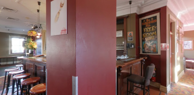 Friend in Hand Hotel - Hospitality and gastronomy