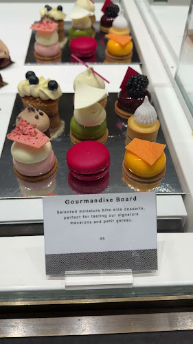 Chéri - Hospitality and gastronomy