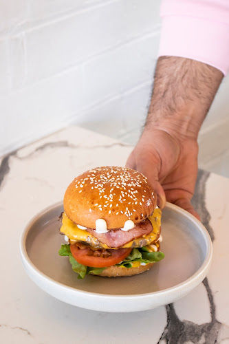 Refuel Hub - Hospitality and gastronomy