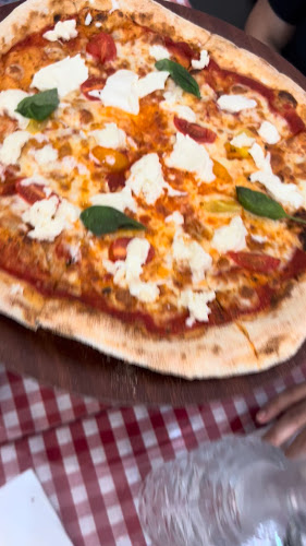 Whistler Street Pizza Manly - Hospitality and gastronomy