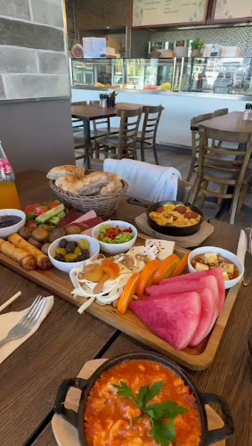 Bosphorus Turkish Street Food - Hospitality and gastronomy