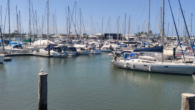 136 Point Cartwright Dr, Buddina QLD 4575