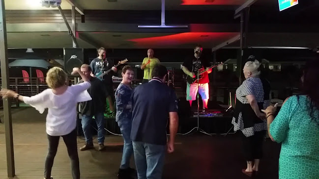 Opinii despre Cherry Street Sports Club în Ballina - Hospitality and gastronomy