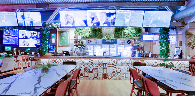 Comentarii opinii despre Chevron Tavern