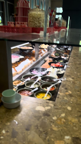 Opinii despre Waves Buffet Restaurant în Surfers Paradise - Hospitality and gastronomy