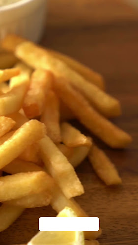 Opinii despre Bradlees Beachside Takeaway în Bargara - Hospitality and gastronomy