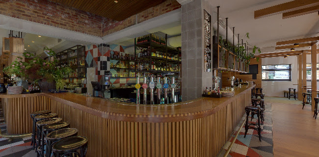 Half Moon - Hospitality and gastronomy